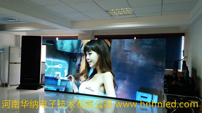 LED顯示屏里P代理的是點(diǎn)間距 LED顯示屏里P代理的是點(diǎn)間距
