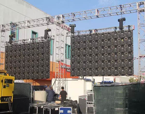 租賃式led顯示屏安裝方式示意圖 租賃式led顯示屏安裝方式示意圖
